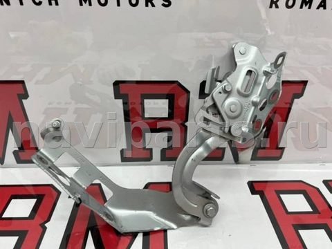 Петля капота правая Mercedes C W205, 2019 г., OEM A2058800928, арт. 12137