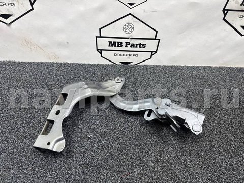 Петля капота правая Mercedes E W213, 2017 г., OEM a2138800228, арт. 1372