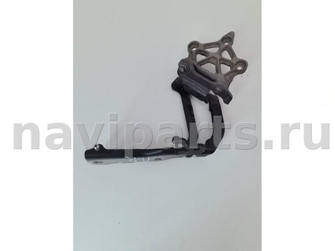Петля капота правая Aston Martin DB9, 2012 г., арт. 14953