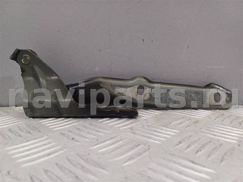 Петля капота правая Volkswagen Scirocco, 2009 г., OEM 1K8823302E, арт. 25185