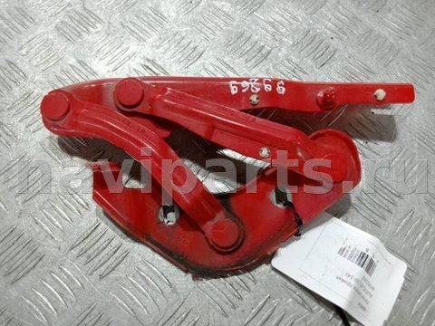 Петля капота правая Audi A1, 2012 г., OEM 8K0823302, арт. 99869