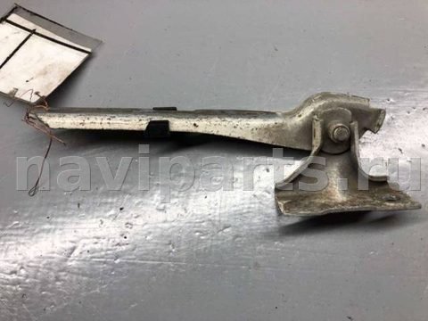Петля капота правая Audi 80 B3, 1988 г., OEM 893823302A, арт. B64095455