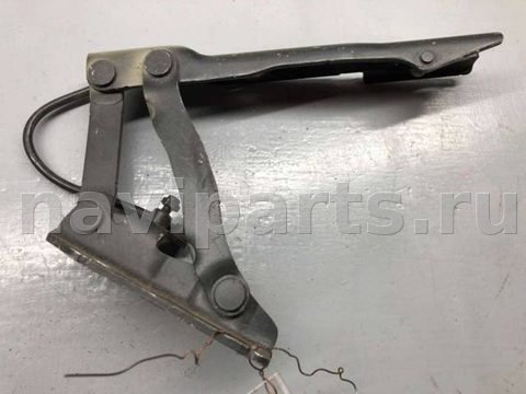Петля капота правая BMW 5 E60/E61, 2005 г., OEM 41617008728, арт. B64095533