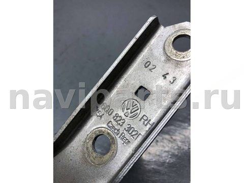 Петля капота правая Volkswagen Polo, 2003 г., OEM 6Q0823302B, арт. B70924692, фото 2