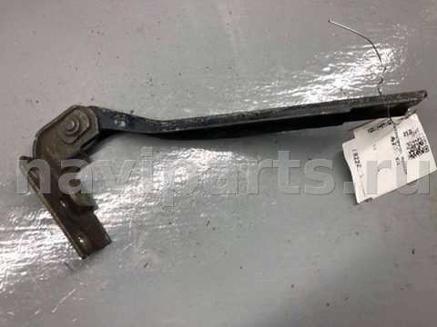 Петля капота правая Audi 100 C4, 1994 г., OEM 4A0823302B, арт. B82273313