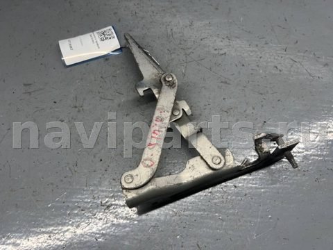 Петля капота правая Opel Sintra, 1998 г., OEM 10404005, арт. B87136862