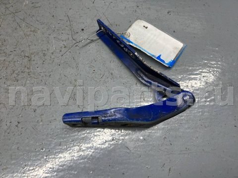 Петля капота правая Peugeot 206, 1999 г., OEM 791332, арт. B87182385