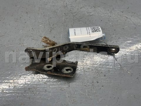 Петля капота правая Volkswagen Polo, 1998 г., OEM 6N0823302, арт. B87214695