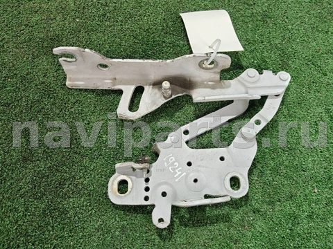 Петля капота правая BMW 3 F30/F31/GT F34, 2017 г., OEM 7336700, арт. D19241