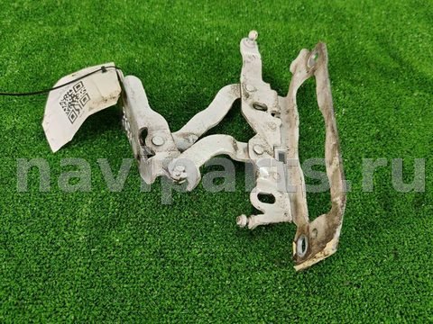Петля капота правая Mercedes C W204, 2013 г., OEM A2048800828, арт. D7396