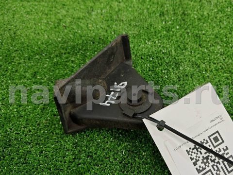 Петля капота правая Volkswagen Passat, 2014 г., OEM 3C2823756C, арт. D9174