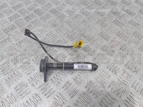 Пиропатрон петли капота Mercedes C W205, 2014 г., OEM A2059060002, арт. 102184