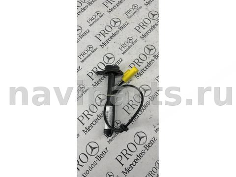 Пиропатрон петли капота Mercedes C W205, 2016 г., OEM 2059060002, арт. 103520, фото 2