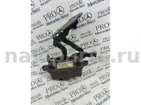 Пиропатрон петли капота Mercedes E, 2014 г., OEM A2129067801, арт. 105120