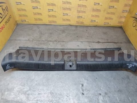Пластик багажника Opel Astra, 1998 г., арт. 89438