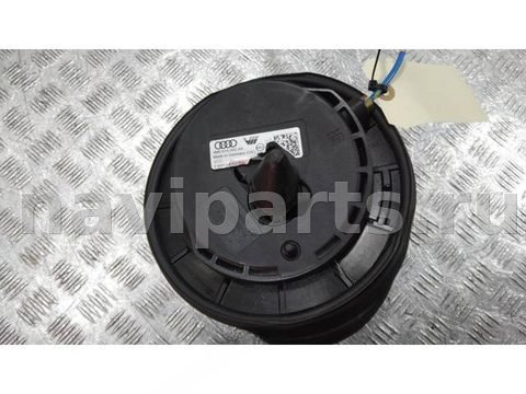 Новое Audi RS Q8, 2022 г., OEM 4M0616002AK, арт. 92527, фото 2