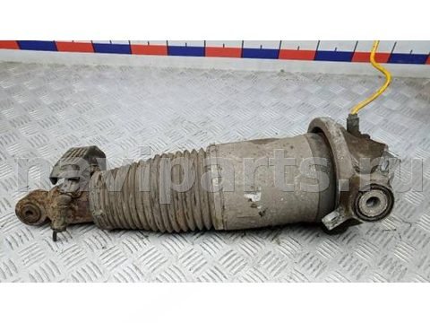 Пневмоподушка Audi Q7, 2007 г., OEM 7L8616020C, арт. CEP02MN02