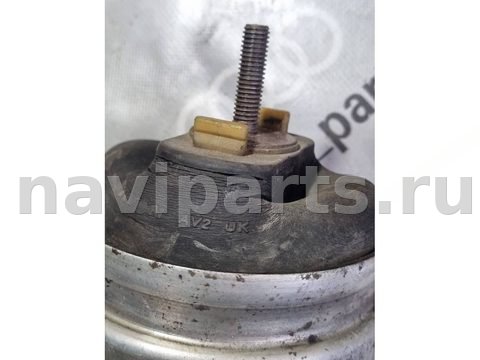 Подушка крепления двигателя Audi A4 B6, 2003 г., OEM 8E0199373, арт. 103093192_3, фото 3