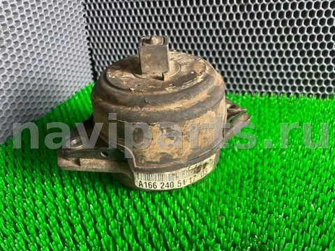 Подушка крепления двигателя Mercedes GL X166, 2014 г., OEM A1662405117, арт. 105784416