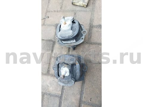 Подушка крепления двигателя BMW X5 E70, 2008 г., арт. 111109417
