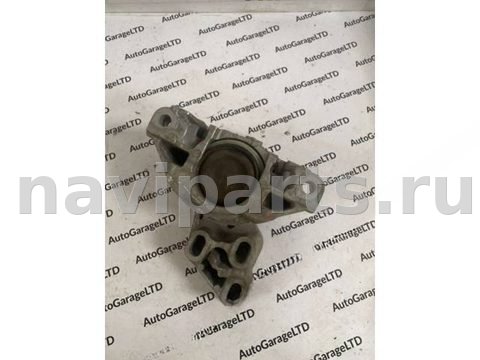 Подушка крепления двигателя Mercedes CLA C117, 2018 г., OEM a2462400617, арт. 13927