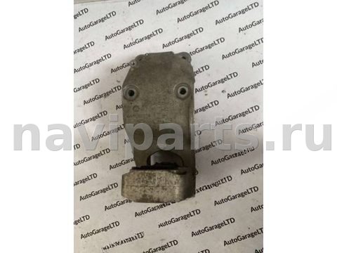 Подушка крепления двигателя Mercedes CLA C117, 2018 г., OEM a2462401209, арт. 13928