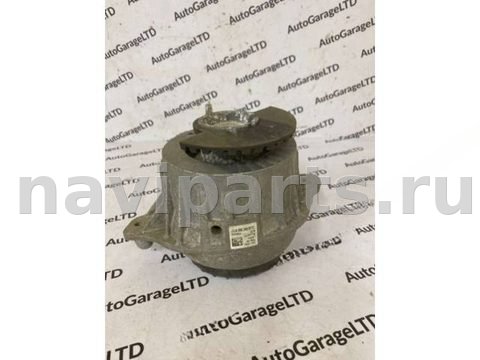 Подушка крепления двигателя Mercedes C W205, 2017 г., OEM a2052406717, арт. 17037