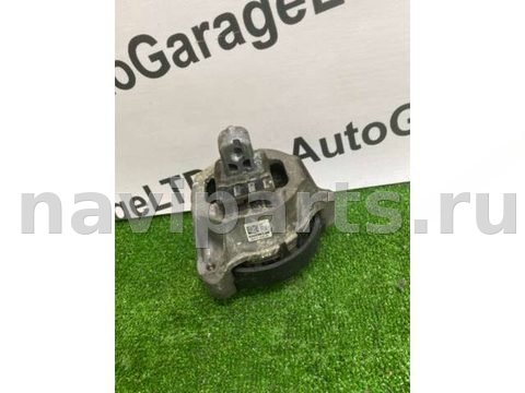 Подушка крепления двигателя BMW 5 G30/G31, 2019 г., OEM 22116860487, арт. 18188
