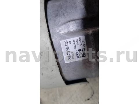 Подушка крепления двигателя Mercedes E W213, 2019 г., OEM A2132405100, арт. 3701, фото 4