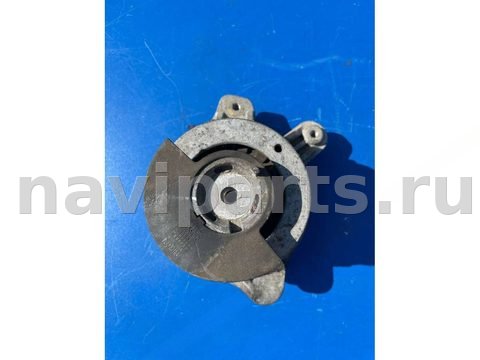 Подушка крепления двигателя Mercedes C W205, 2017 г., OEM A2052406717, арт. 67448150, фото 2