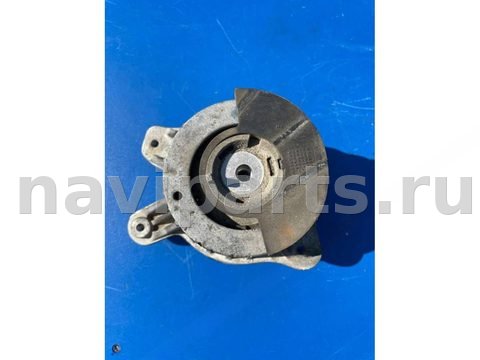Подушка крепления двигателя Mercedes C W205, 2017 г., OEM A2052406617, арт. 67448178, фото 3