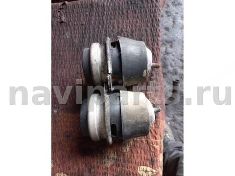Подушка крепления двигателя Volkswagen Touareg, 2006 г., арт. 71-8-2