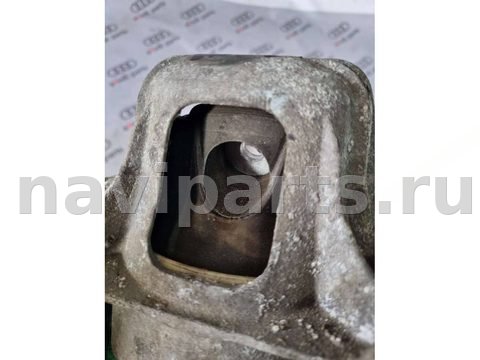 Подушка крепления двигателя Audi A5, 2009 г., OEM 8K0199381, арт. 76444158, фото 3