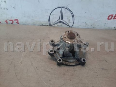 Помпа Mercedes E C207, 2010 г., OEM A2712001001, арт. 26402