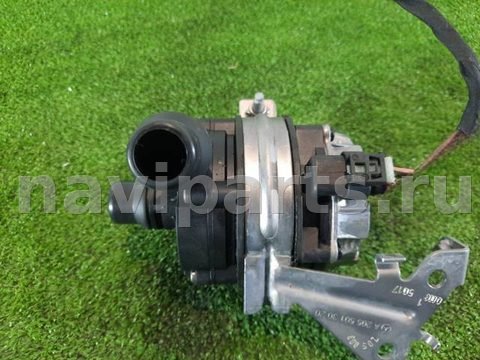 Помпа Mercedes C W205, 2018 г., OEM A0005002686, арт. 35194, фото 3