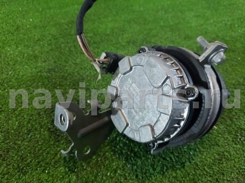 Помпа Mercedes C W205, 2018 г., OEM A0005002686, арт. 35194, фото 8