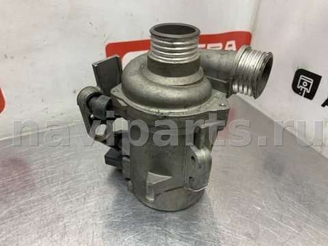 Помпа BMW 5 F10/F11/GT F07, 2010 г., OEM 11517583836, арт. 42183