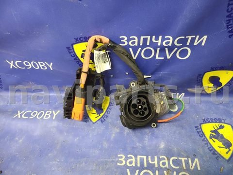 Разъём зарядки Volvo XC90, 2022 г., OEM 32340092, арт. 1248-4