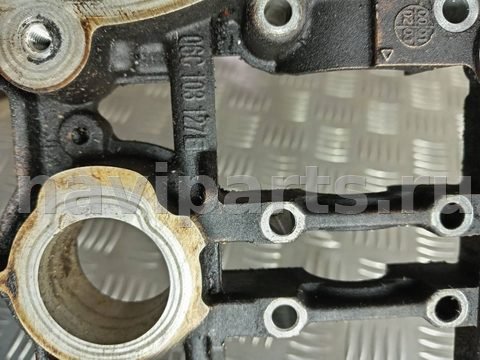 Постель распредвала (бугель) Audi A4 B6, 2002 г., OEM 06C103127F, арт. 92615029, фото 2