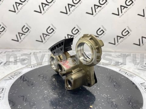 Постель распредвала (бугель) Volkswagen Touareg, 2014 г., OEM 03H109210C, арт. V9367_11, фото 2