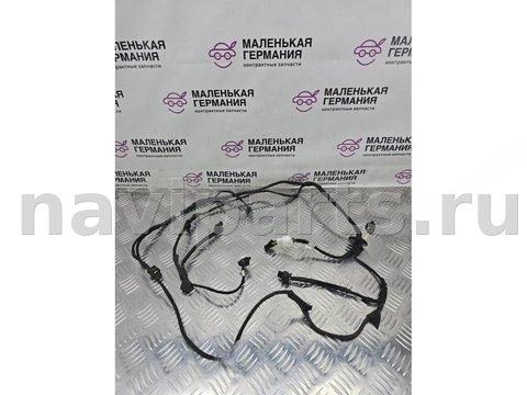 Новое Mercedes C W205, 2014 г., OEM A2054402834, арт. _061-26-10-2