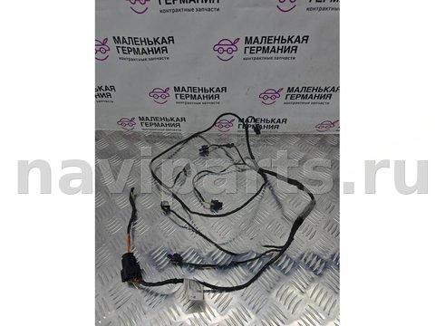 Новое BMW 5 G30/G31, 2018 г., OEM 61129364201, арт. _084-26-10-1