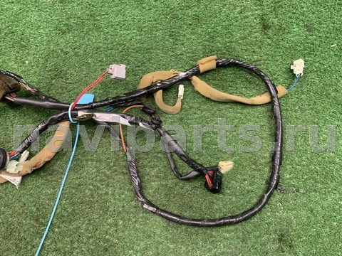 Проводка крышки багажника Mazda MPV, 2003 г., OEM C1006706YD, арт. 01645228, фото 6