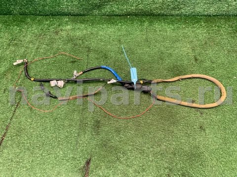 Проводка крышки багажника Toyota Yaris, 2004 г., OEM 8218652010, арт. 01645253_1