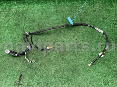 Проводка крышки багажника Toyota Previa, 2003 г., OEM 8218428420, арт. 01645272