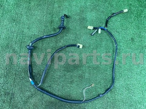 Проводка крышки багажника Daihatsu Rocky, 1992 г., OEM 8218487637, арт. 01716299_1