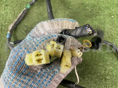 Проводка крышки багажника Daihatsu Rocky, 1992 г., OEM 8218487637, арт. 01716299_1, фото 3