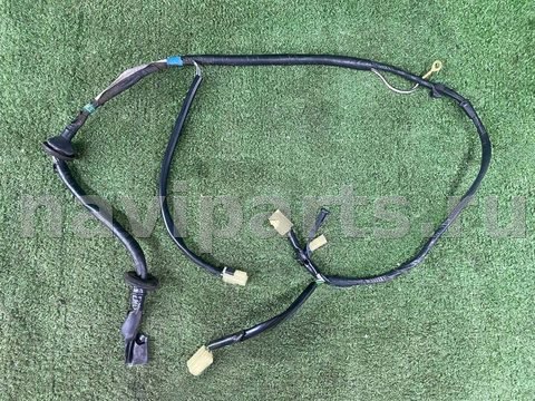 Проводка крышки багажника Daihatsu Feroza, 1992 г., OEM 8218487637, арт. 01716299_2, фото 2