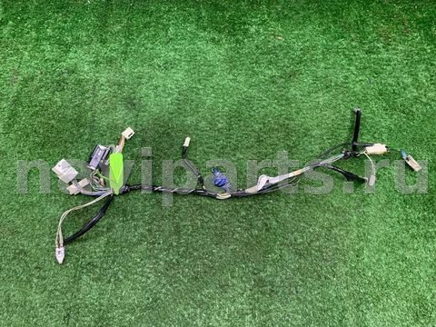 Проводка крышки багажника Toyota Avensis Verso, 2003 г., OEM 8218544160, арт. 01763722