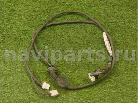 Проводка крышки багажника Nissan Micra, 2002 г., OEM 2401772B01, арт. 02493940_1